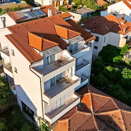 Aparthotel Baron - Adriatic Sea View *