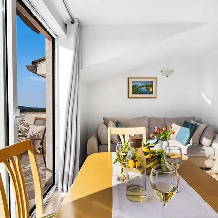 Aparthotel Baron - Adriatic Sea View Sibenik