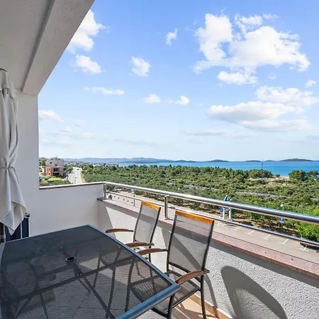 Aparthotel Baron - Adriatic Sea View *