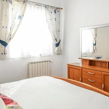 Aparthotel Baron - Adriatic Sea View *