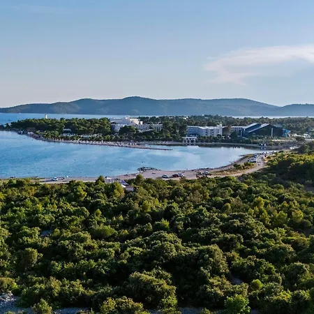 Aparthotel Baron - Adriatic Sea View